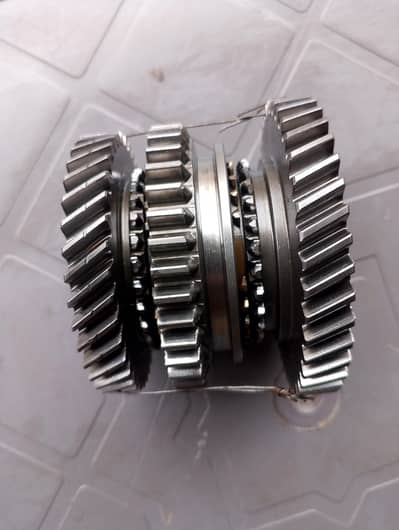 Suzuki mehran Ka gear 1/2 for sale