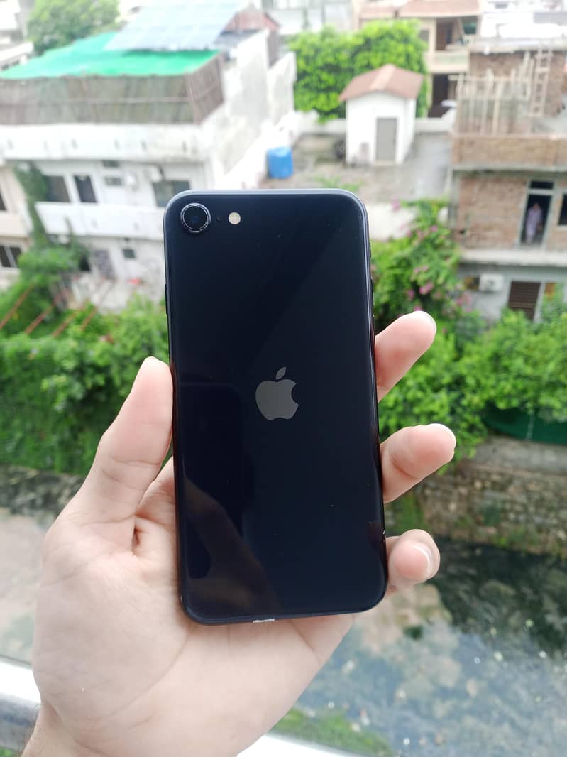 IPhone SE 2 0