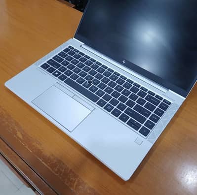 HP elitebook g7 i7 10gen