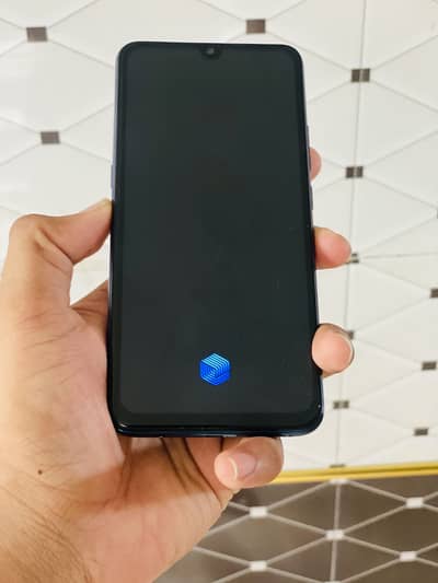 Vivo S1 4/128 with box and charger