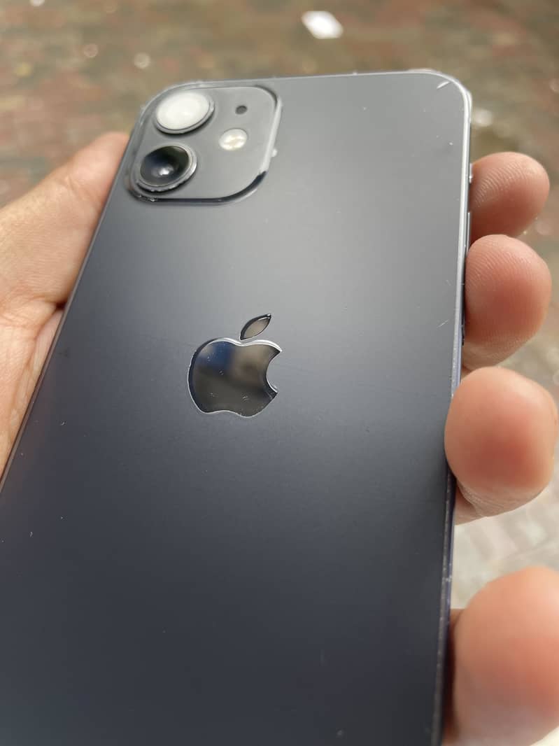 Apple iPhone 12 mini 0
