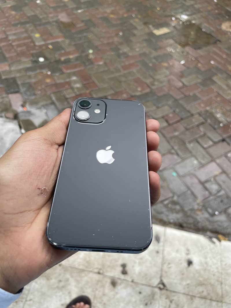Apple iPhone 12 mini 2