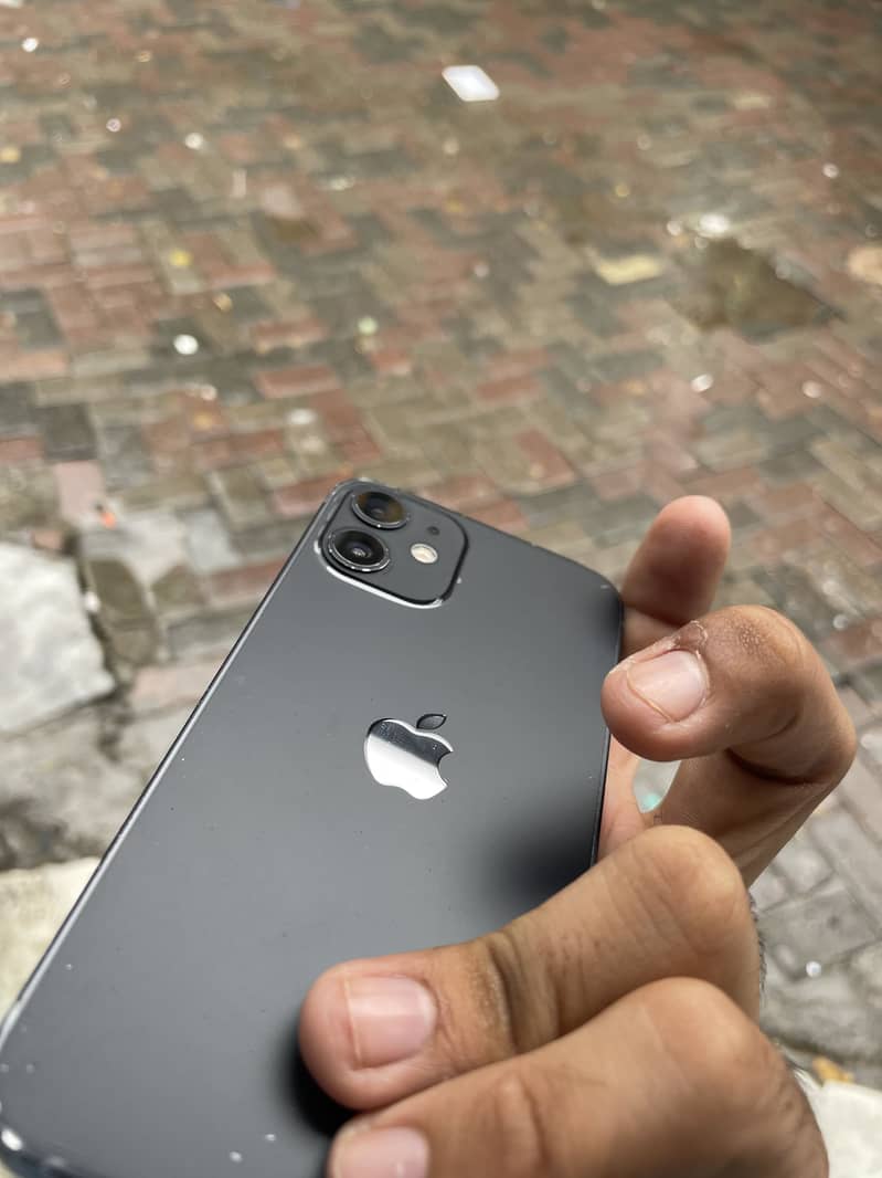 Apple iPhone 12 mini 7