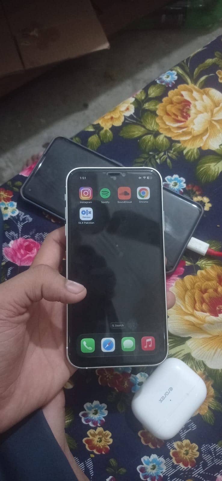 Apple iPhone 11 1
