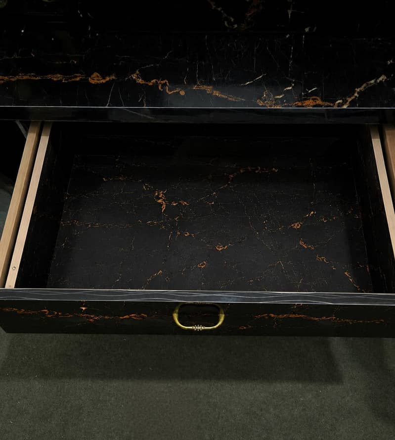 dressing table 3