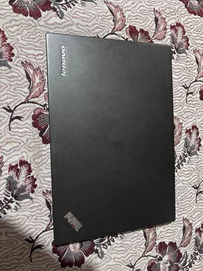 Lenovo Thinkpad contact me :03704611454