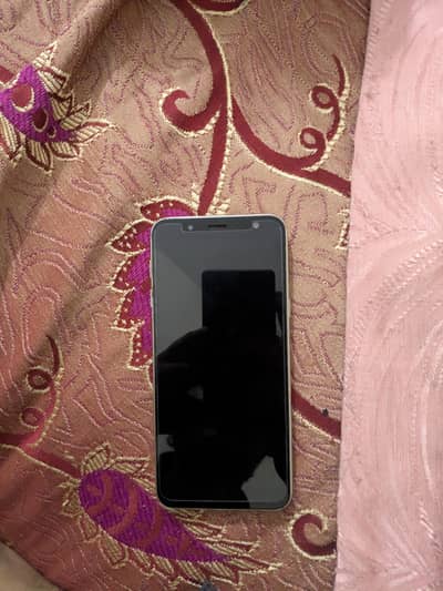 Samsung Mobile J6
