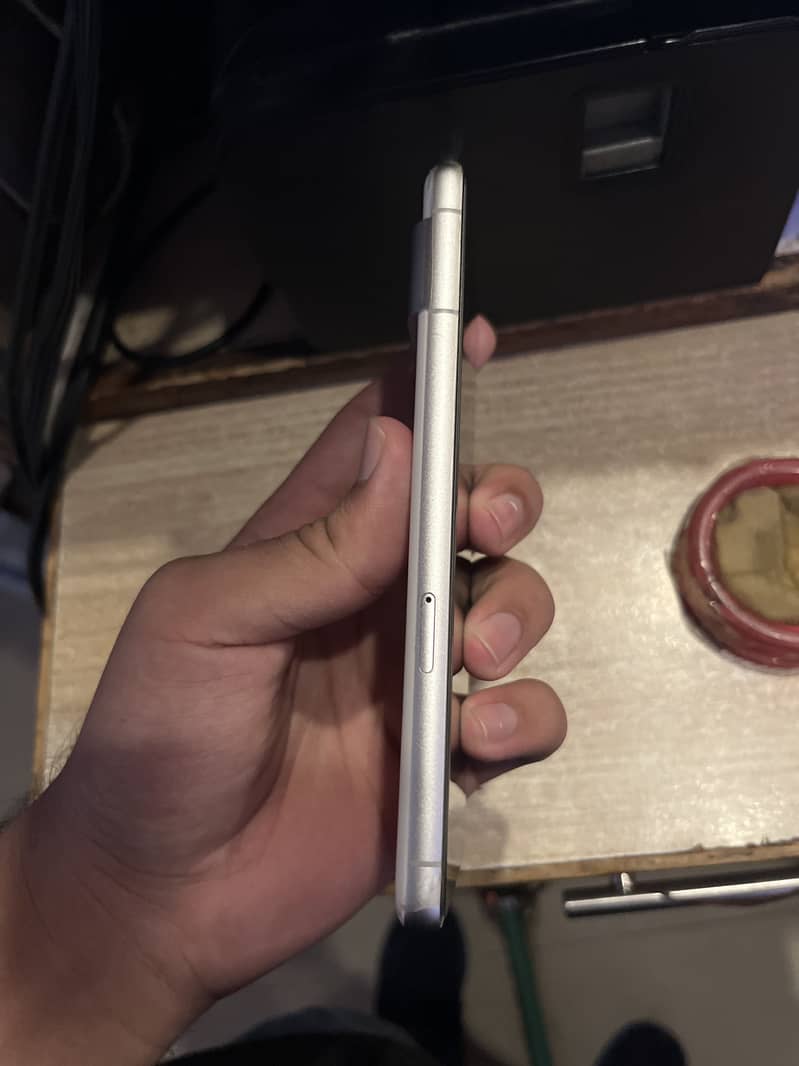 Google Pixel 7 3