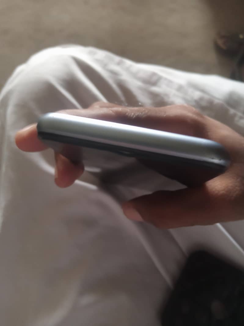 Realme C15 6