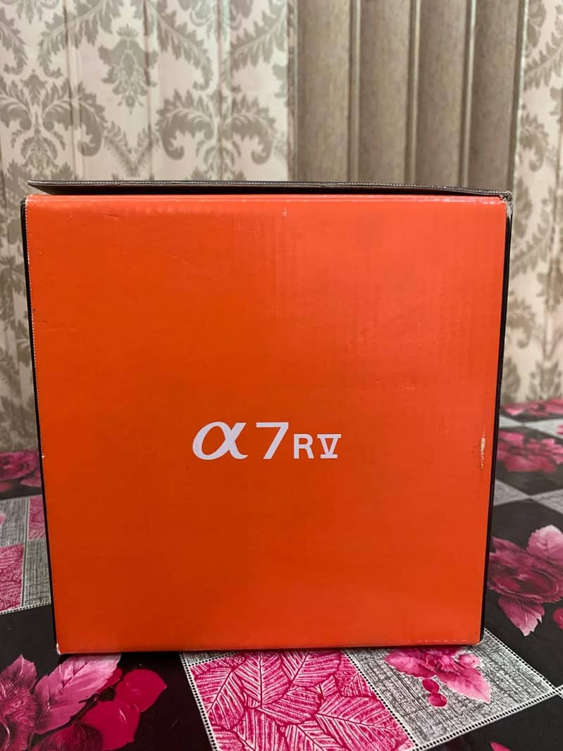 Sony R5 4