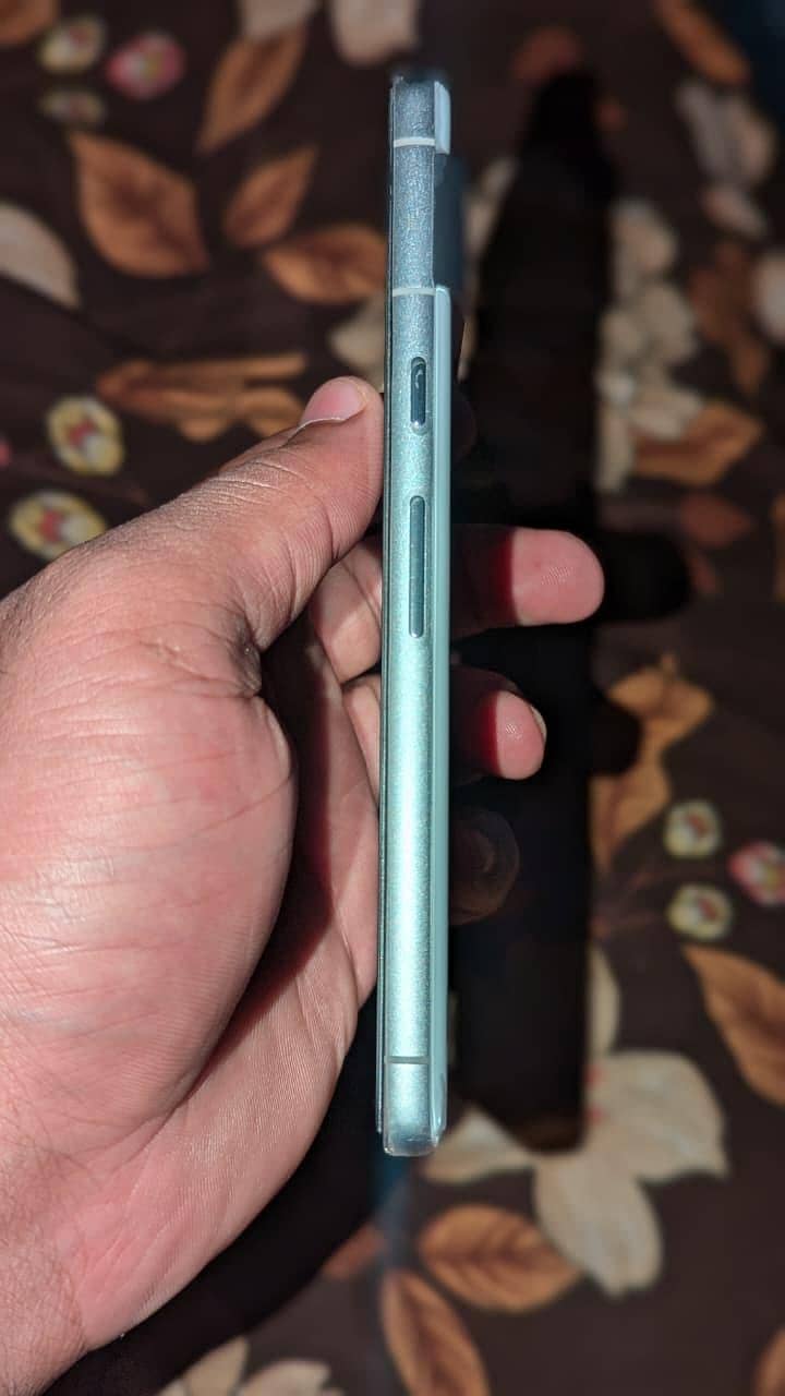 Google Pixel 7 2