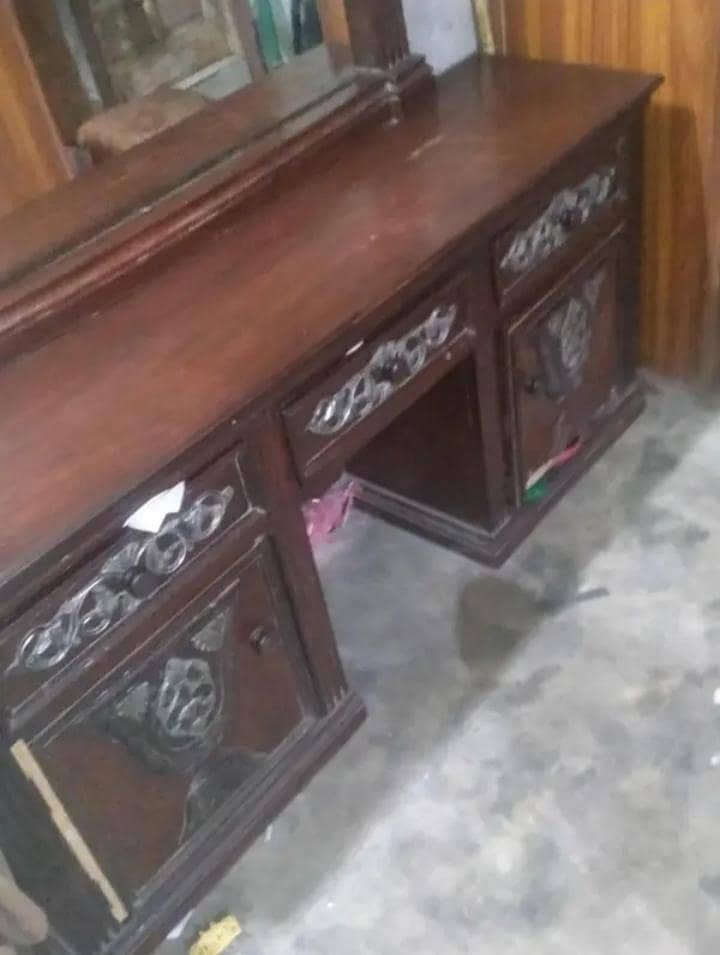 Chinoti Dressing Table 0