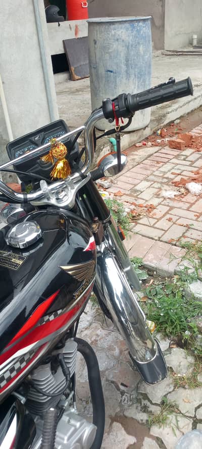 honda 125 all documents clear hai sare original hai Sara