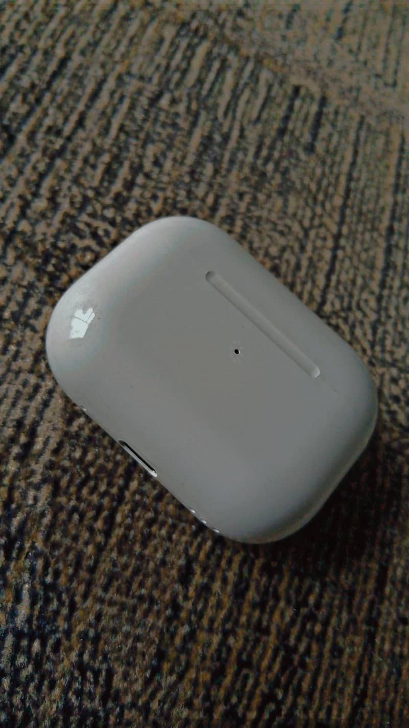 earbuds 1