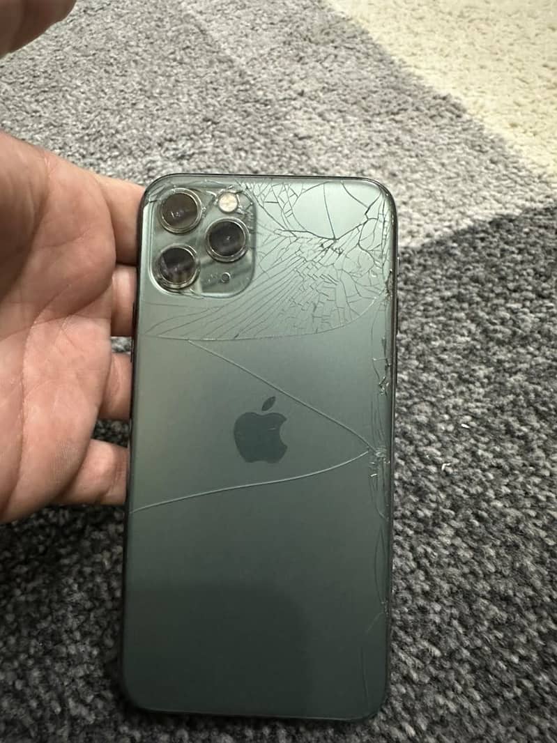 Apple iPhone 11 Pro 1