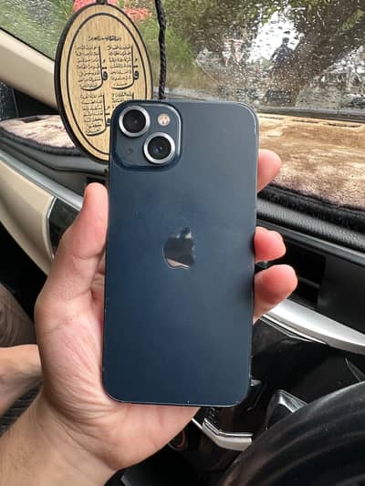 Apple iPhone 13