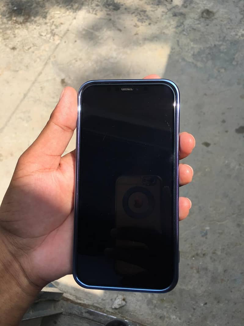 Apple iPhone 12 1