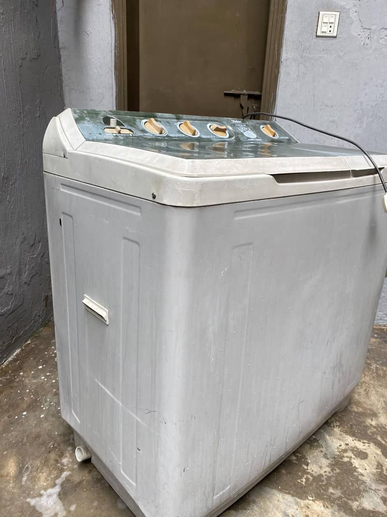 Working Washing Machine – Good Condition 0