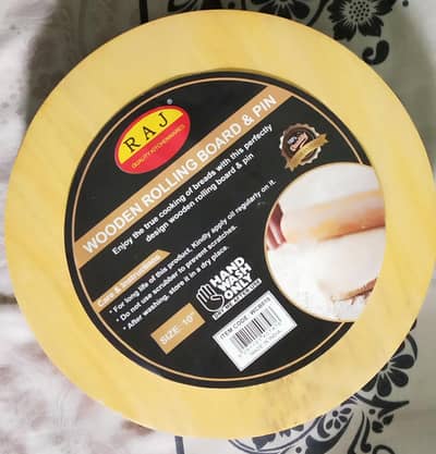 *Wooden Roti Board 10 Inch*