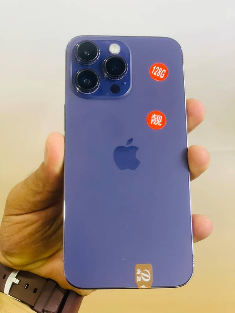 Apple iPhone 14 Pro Max 0