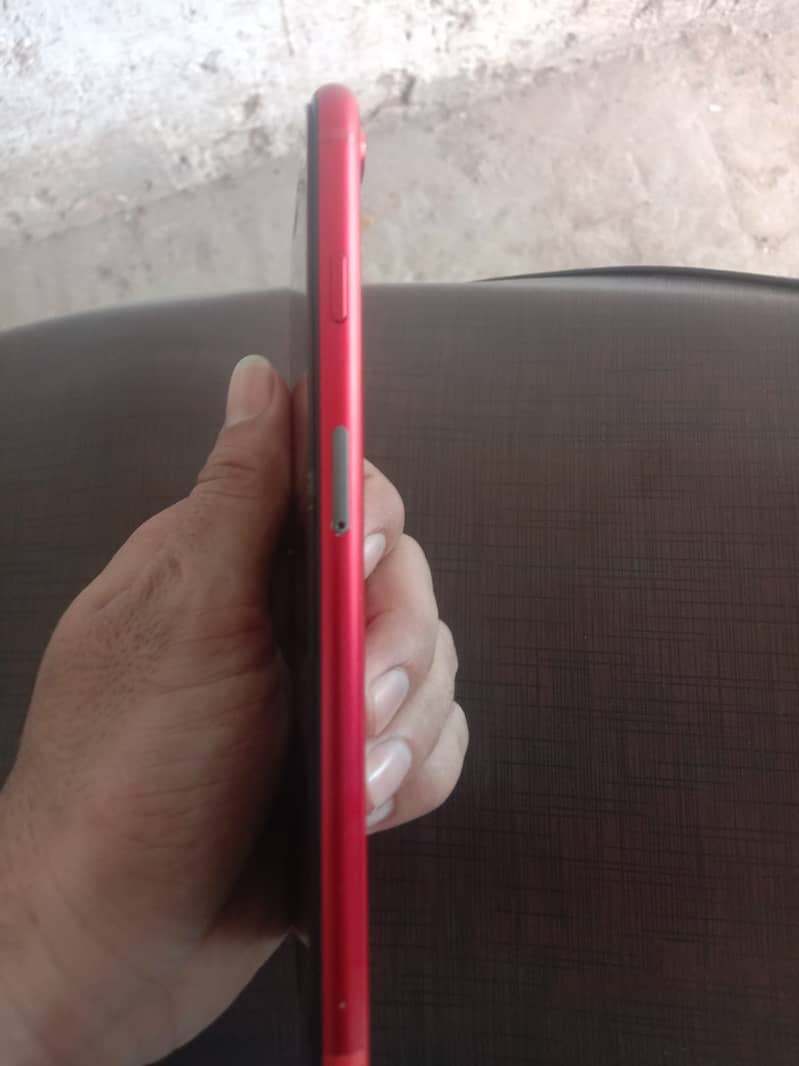 Apple iPhone 8 Plus 3