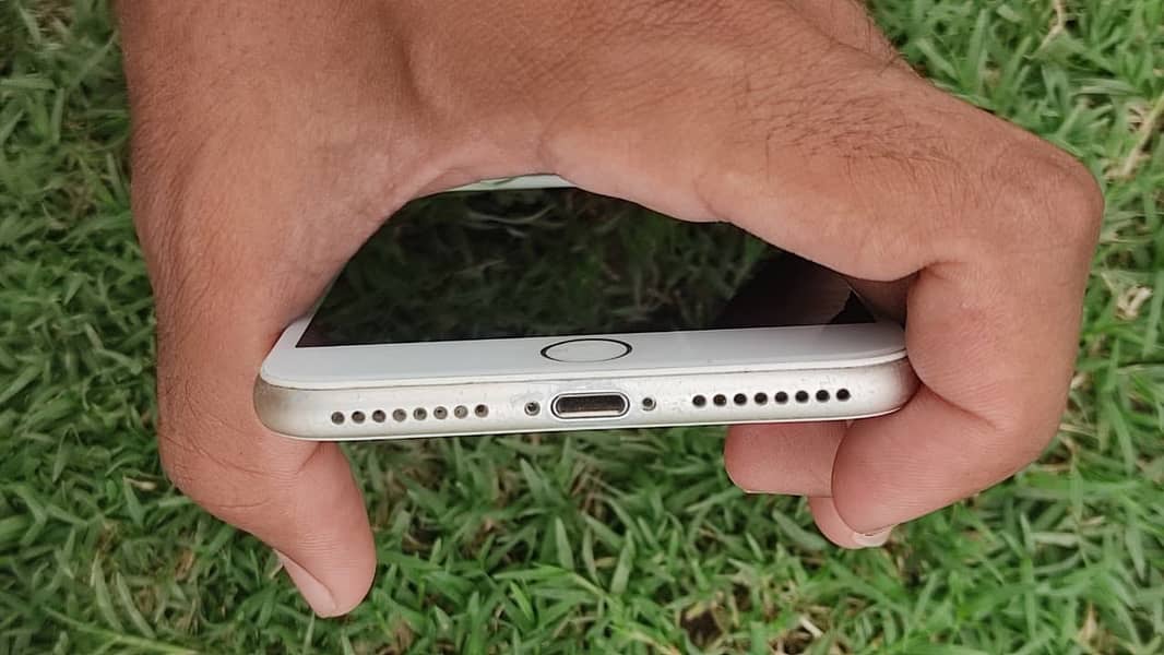 iPhone 7 Plus 1
