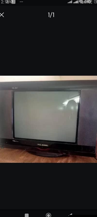 TCL TV flat screen for sale o33l. o48lo52