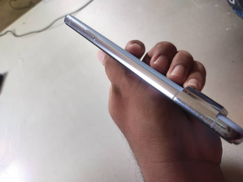 Google Pixel 8 Pro 6