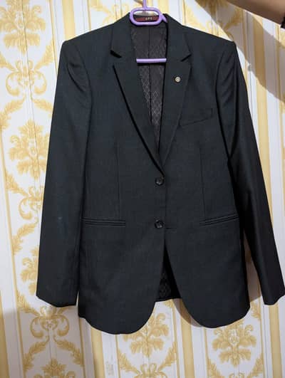 urgent sale 3 piece fresh condition