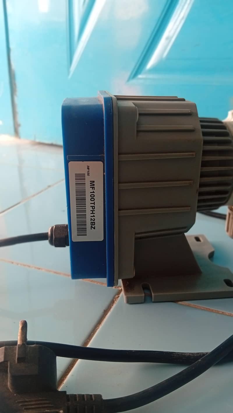 Dosing pump 1
