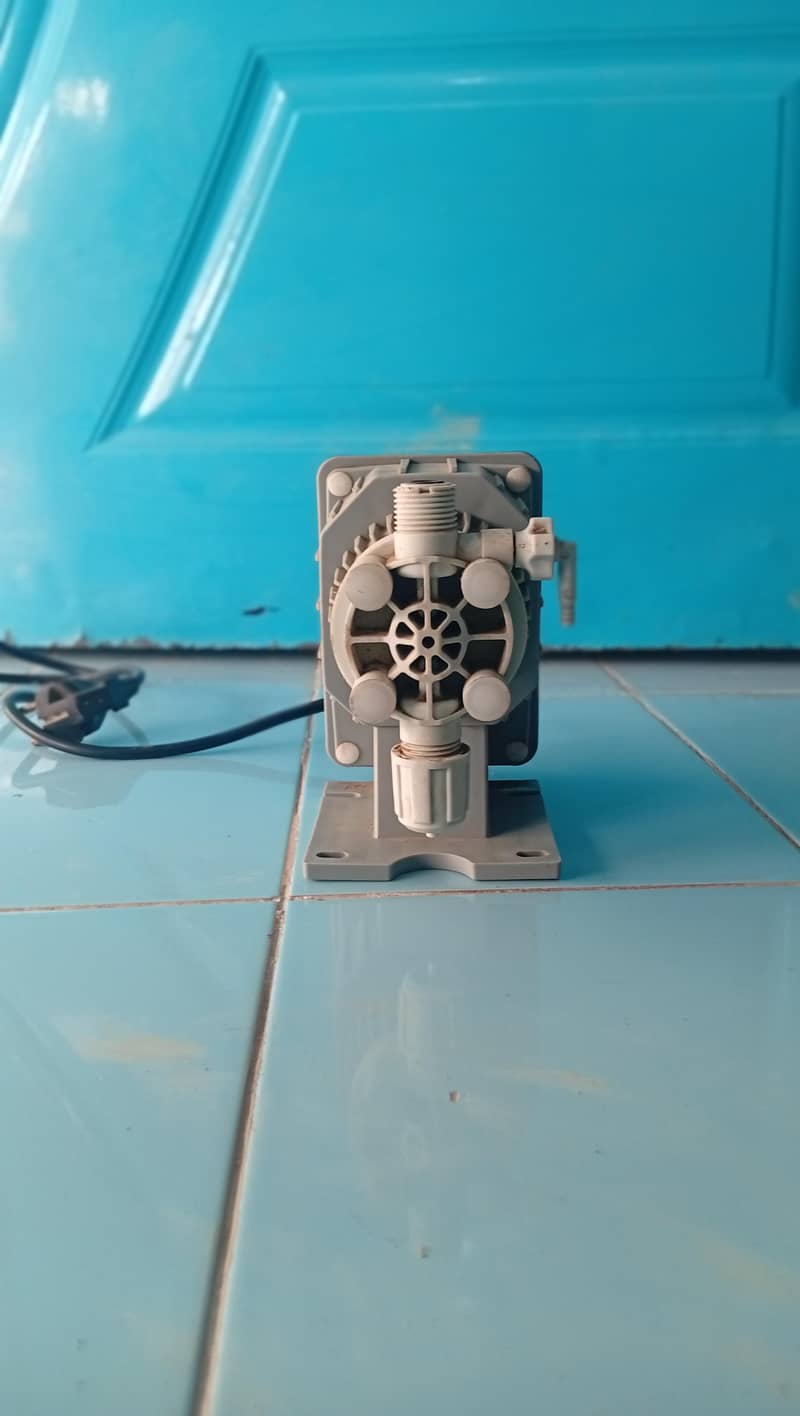 Dosing pump 3