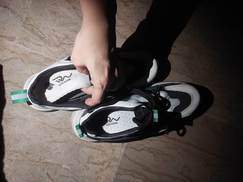 Sneakers 2