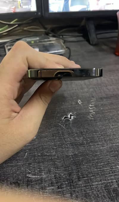 Apple iPhone 12 Pro