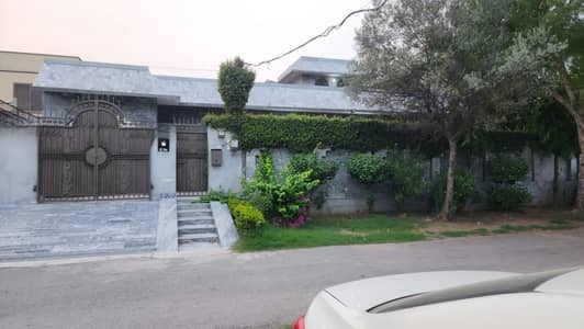 Luxury 1 Kanal Single Storey House For Rent In Ghazi Officers Colony