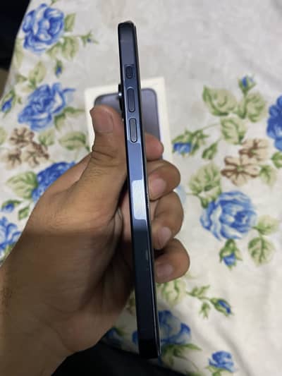 Iphone 15pro max jv LLA