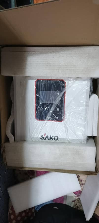 Sako hybrid inverter so 6.2 kva brand new condition