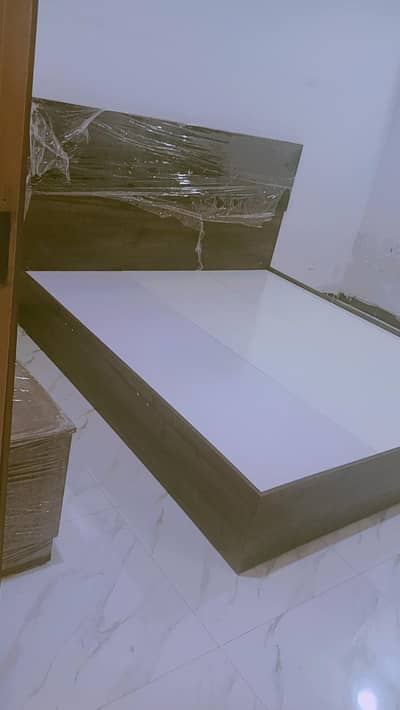 URGENT SALE – BEAUTIFUL BED SET SIDE TABLES! Whtsapp only 03068149948