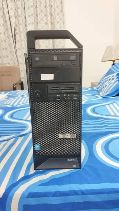 Lenovo Thinkstation S30 Gaming PC