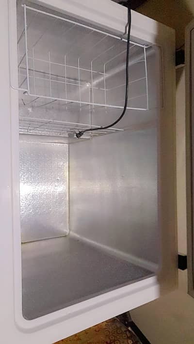 waves defreezer invater 10 cubic orignal condition