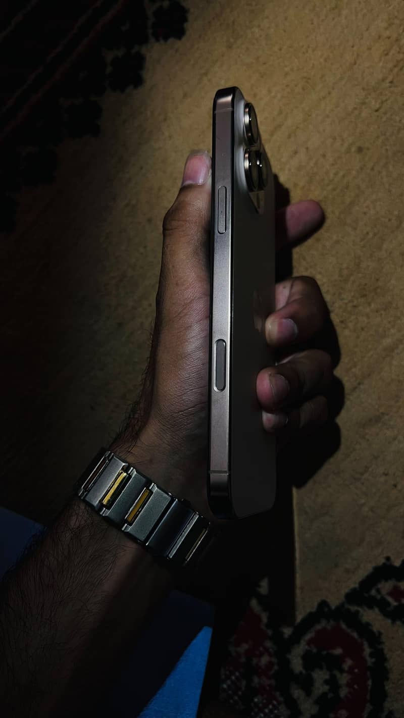 16 Pro Max | FU 2