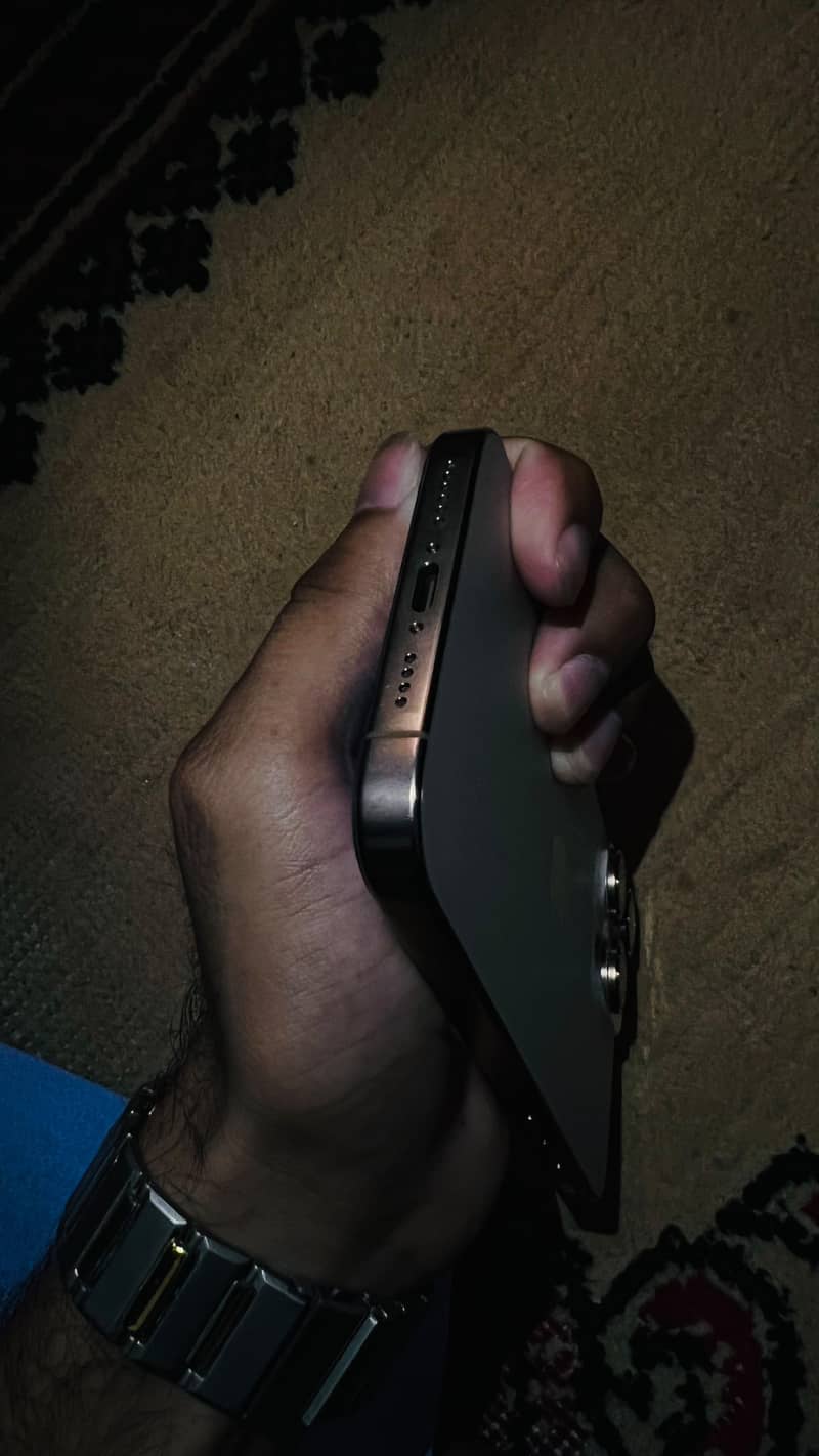 16 Pro Max | FU 4