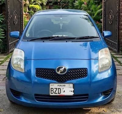 Toyota Vitz 2013