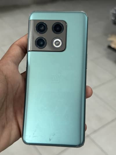 One Plus 10 Pro