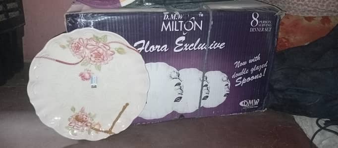 crocray dinner set new box