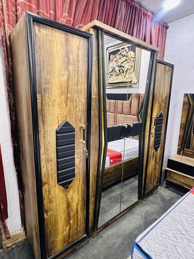 New bed set for sale