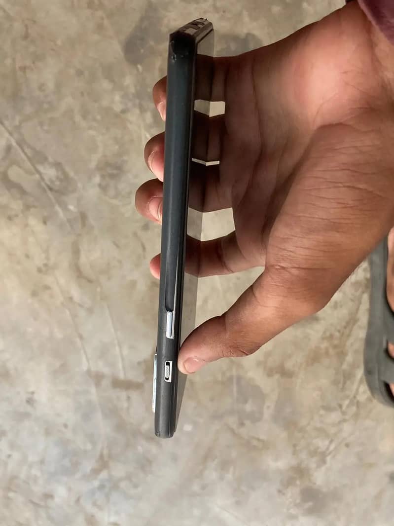 One Plus 8T 1