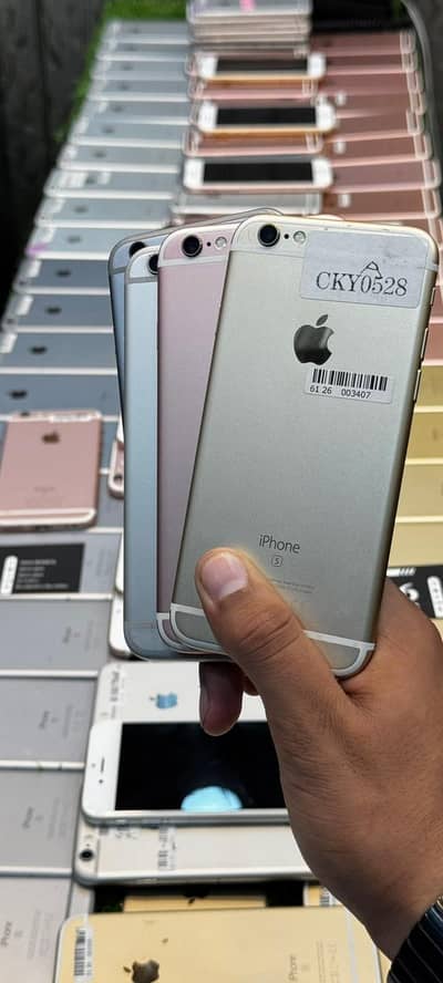 Apple iPhone 6S