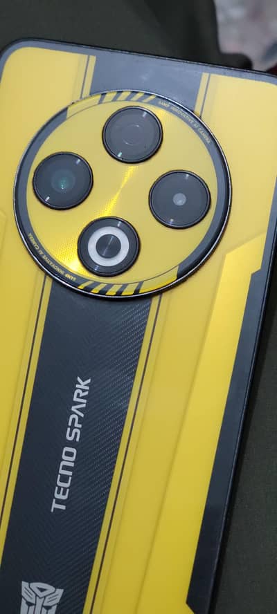 Tecno Spark 30 trasformer
