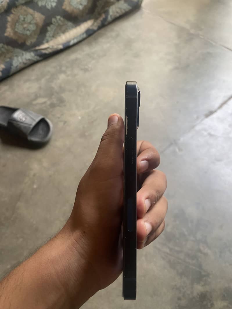 Iphone 13 2
