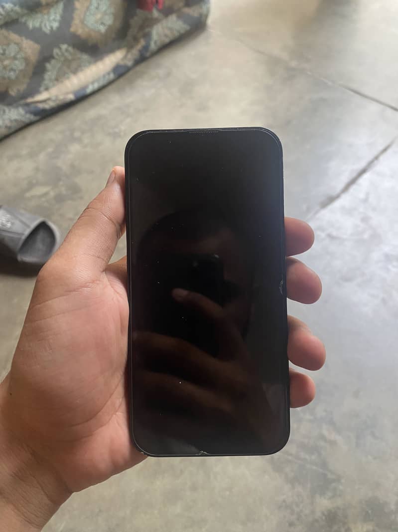 Iphone 13 4